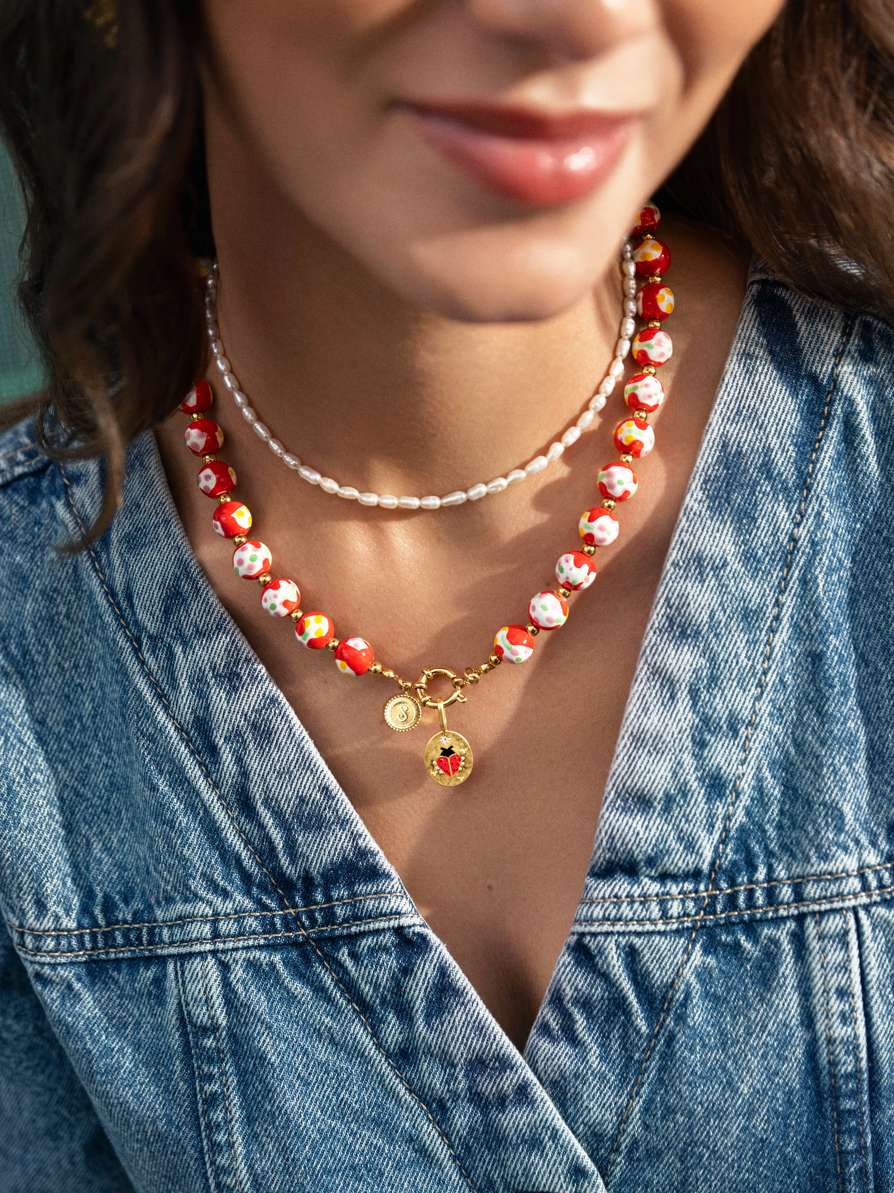 Charm Mariquita Baño Oro