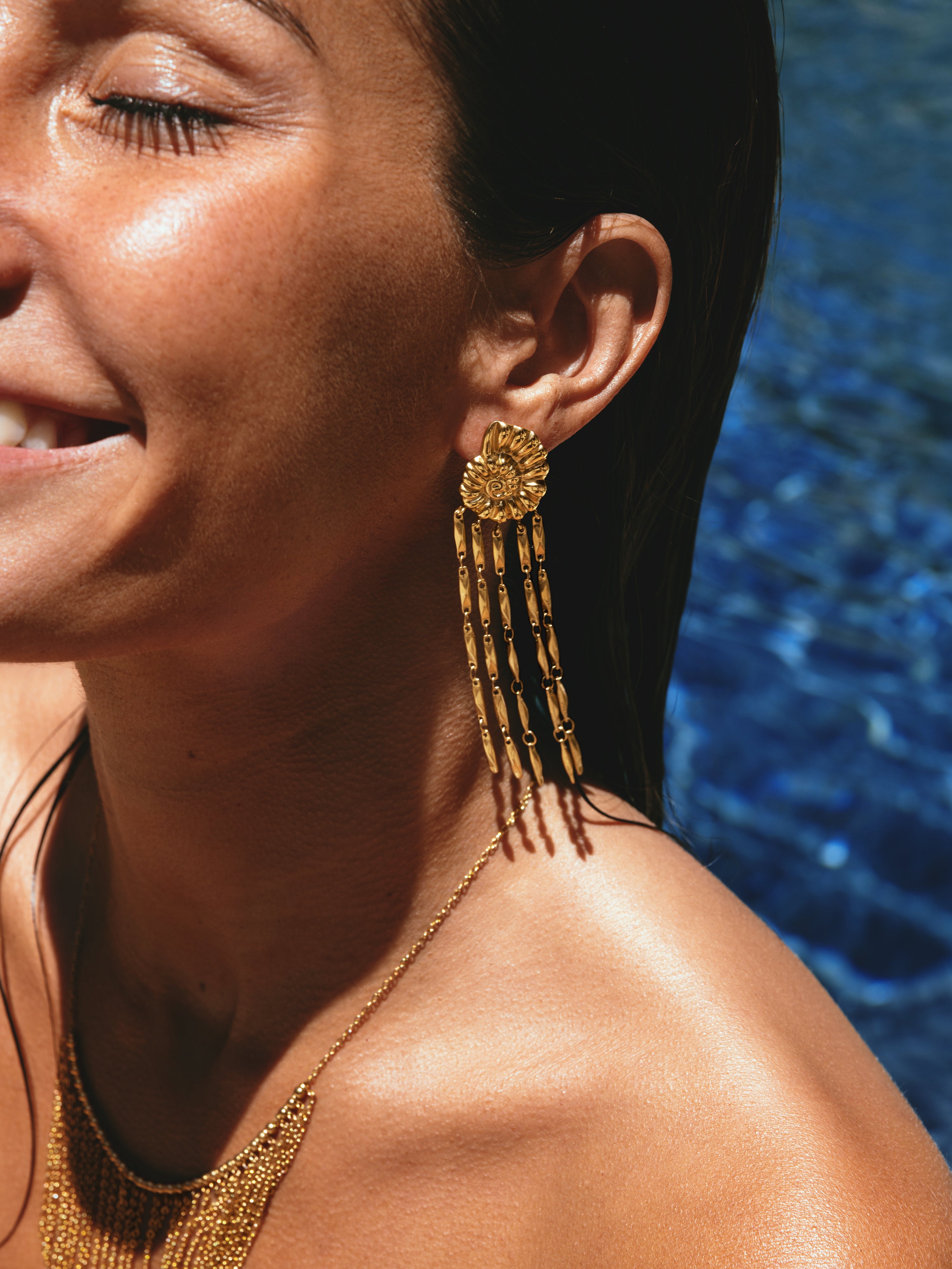 Zafira Shells Ohrringe aus Stahl mit 18kt Goldbeschichtung