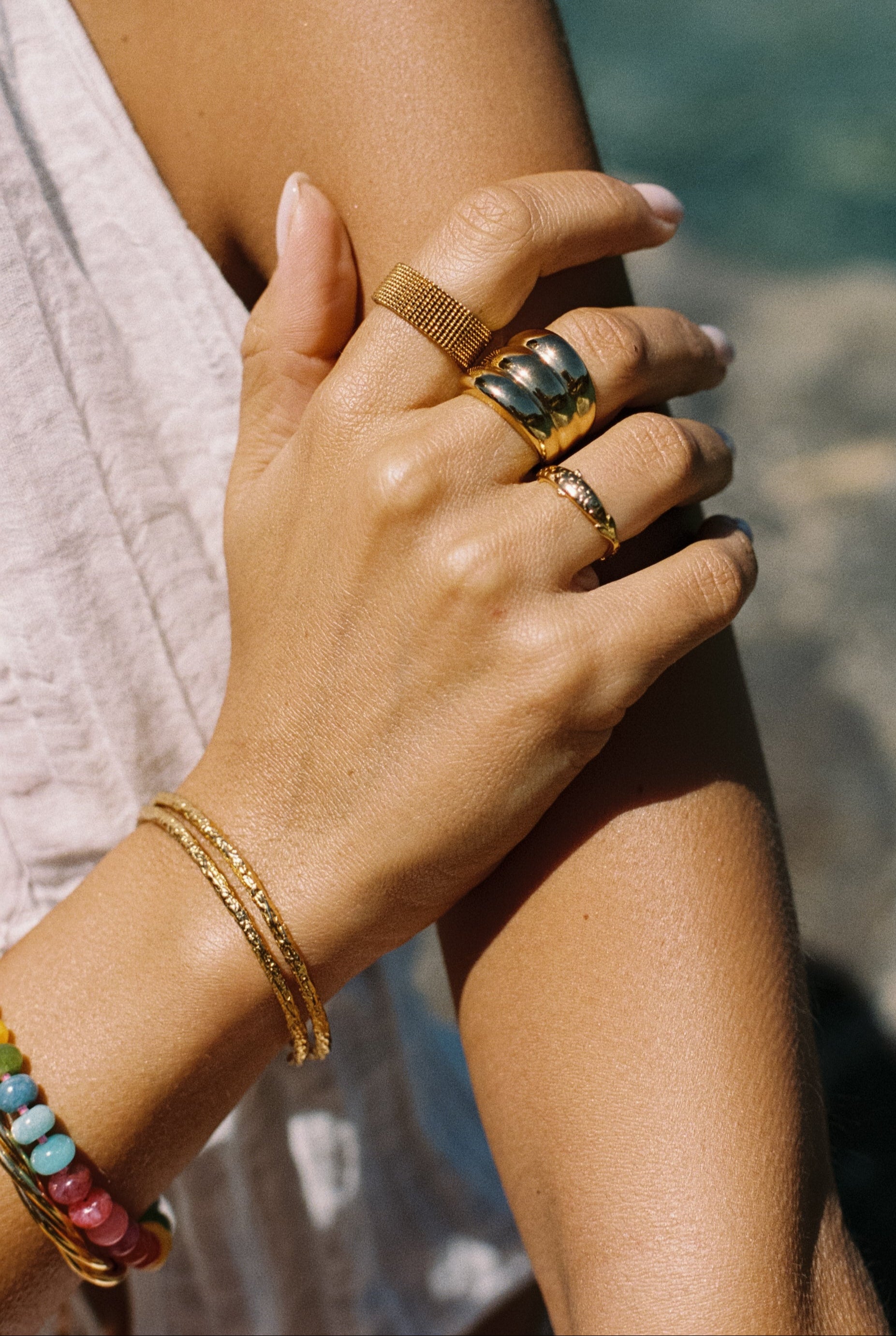 Brazalete Organic River Acero Baño Oro