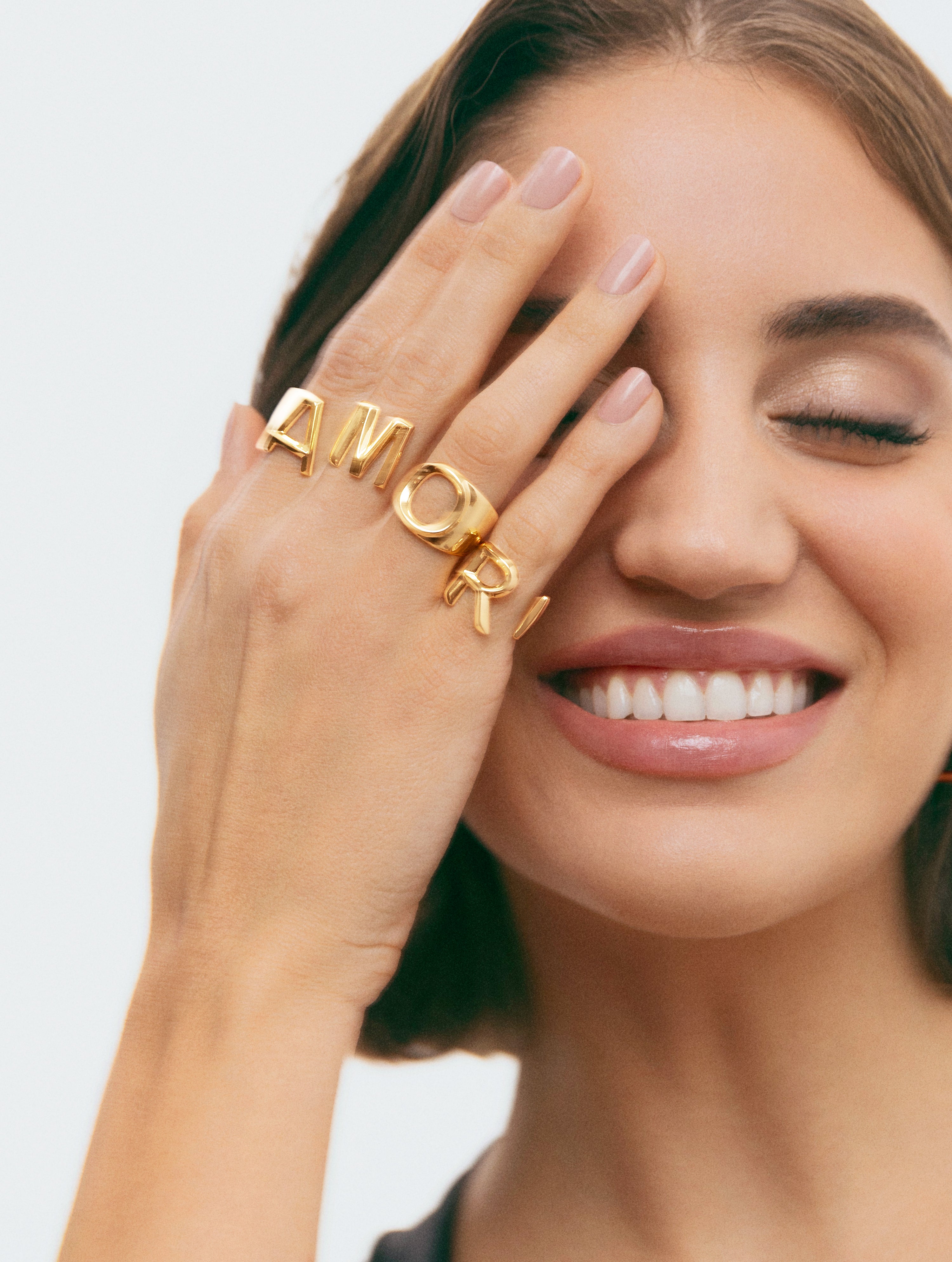 Anillo Personalizado Letter Signet Baño Oro – SINGULARU