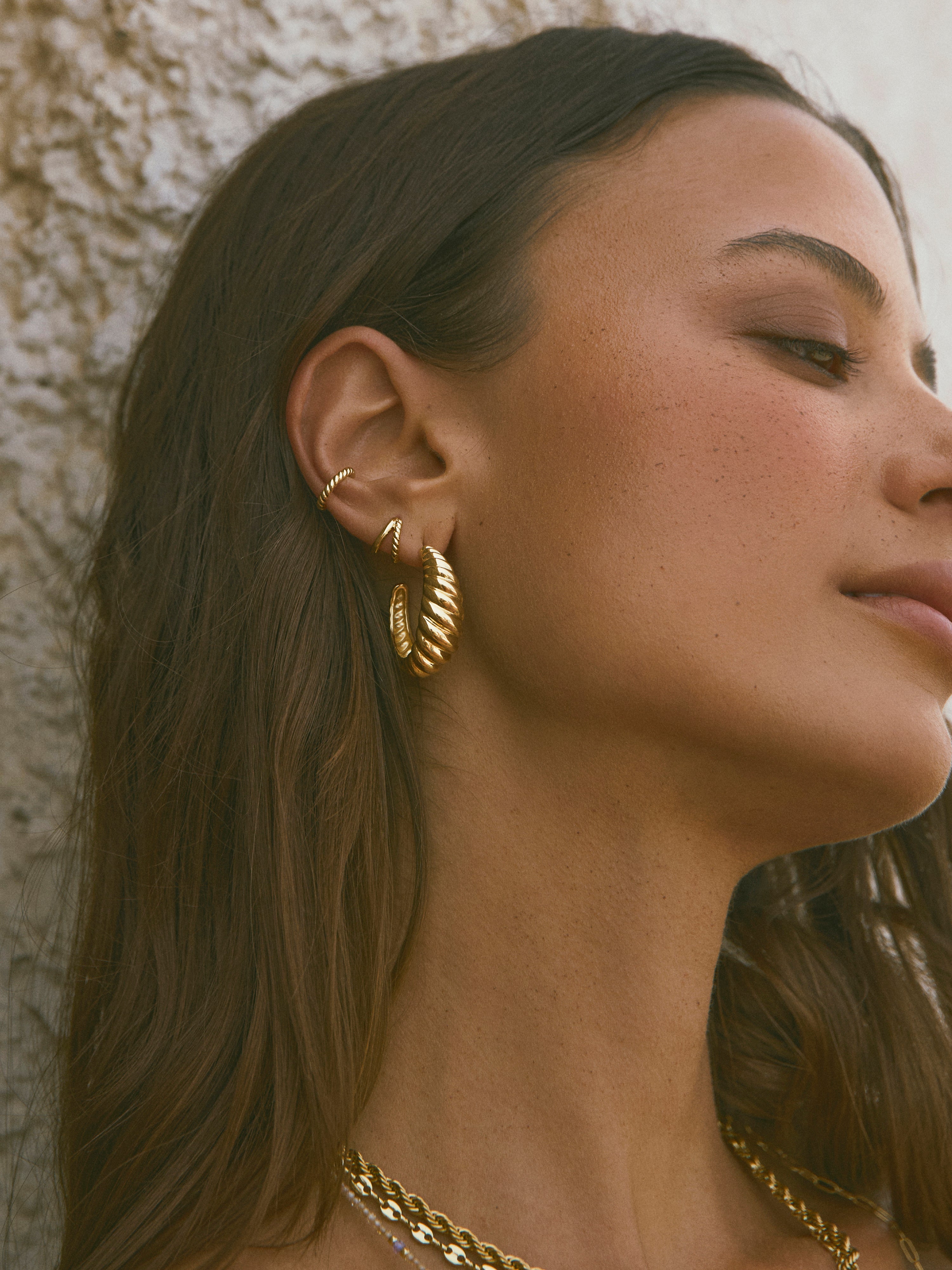 Pendiente Suelto Ear Cuff Tressia Plata Baño Oro