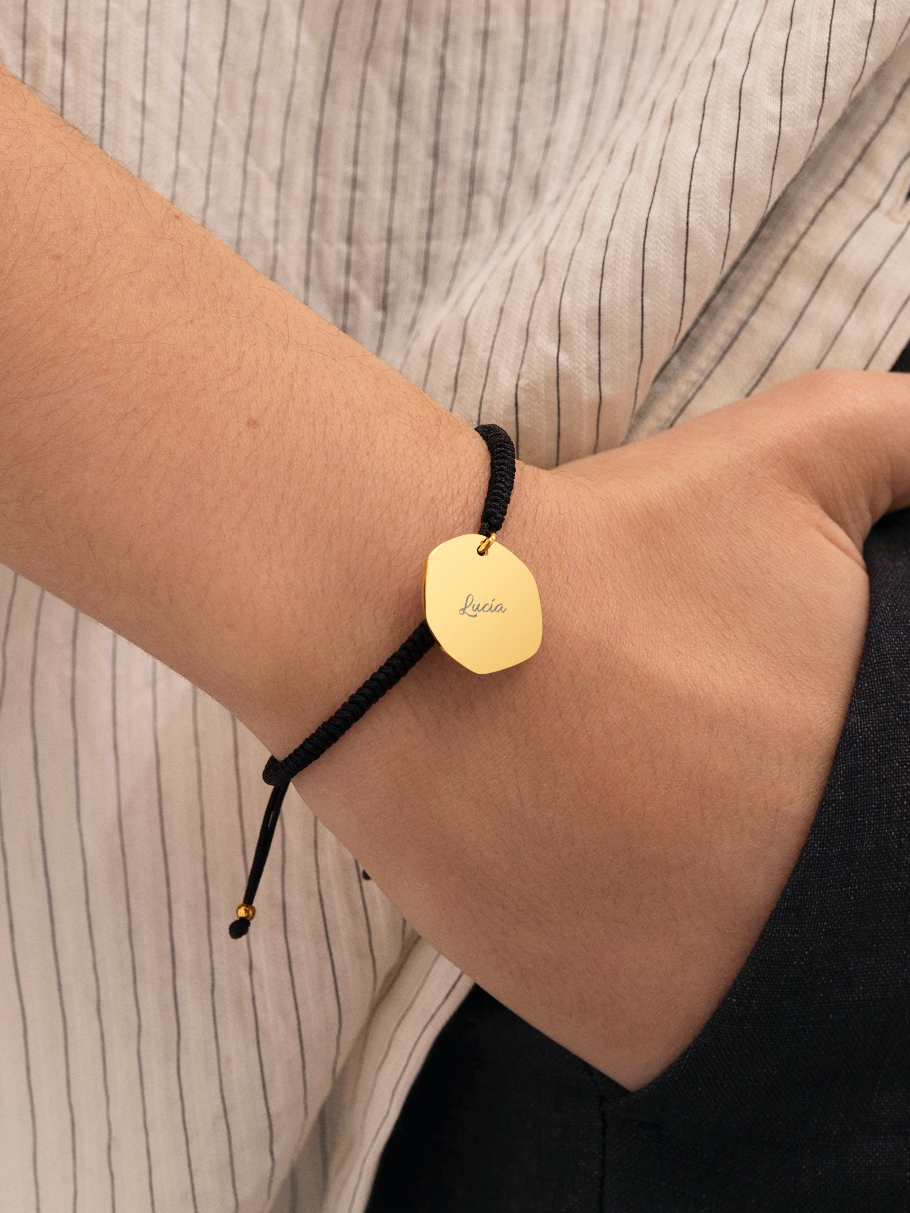 Pulsera Personalizada Medallón Organic Negro Acero Baño Oro