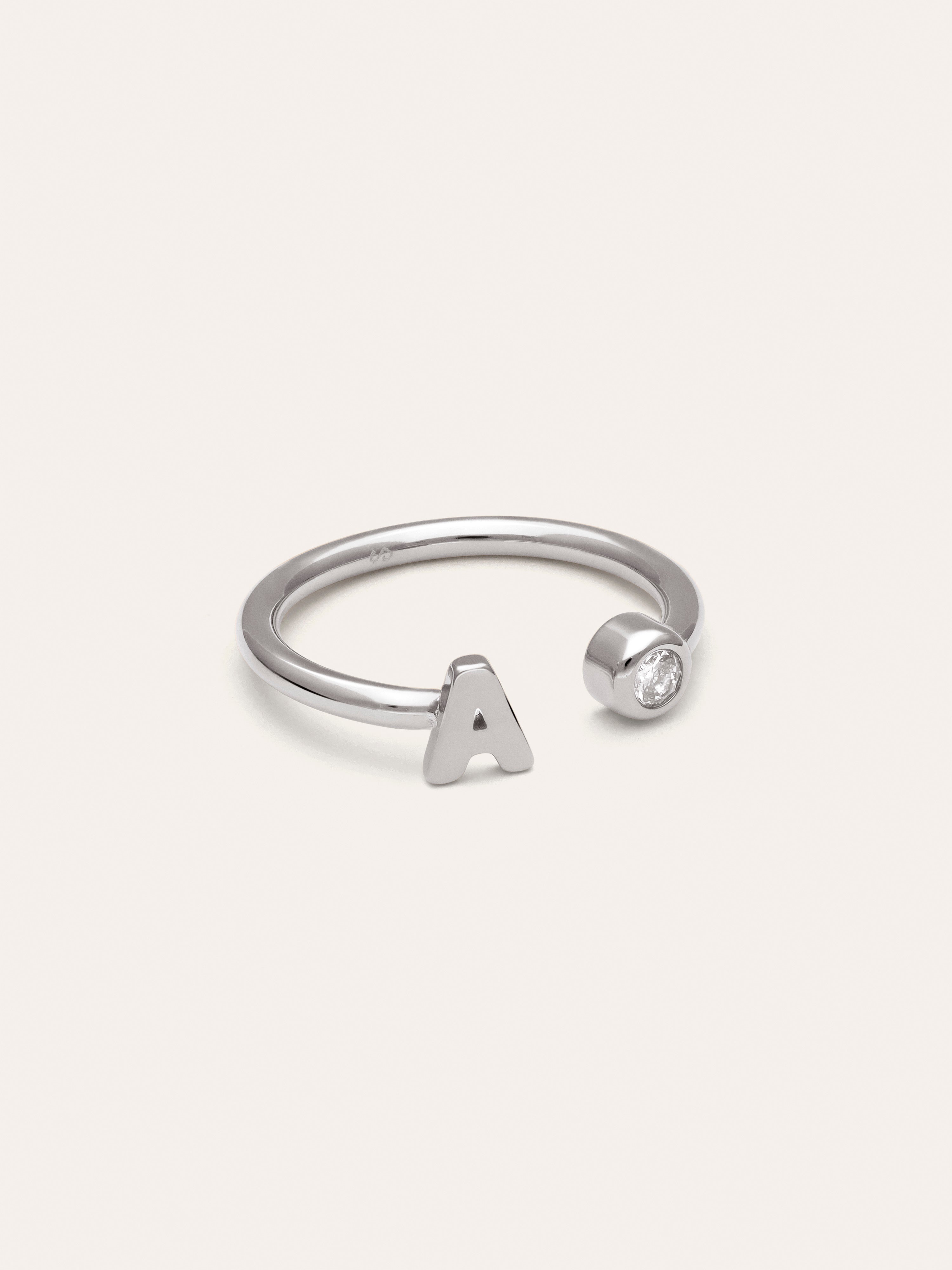 Personalisierter Ring Letter Spark aus Stahl