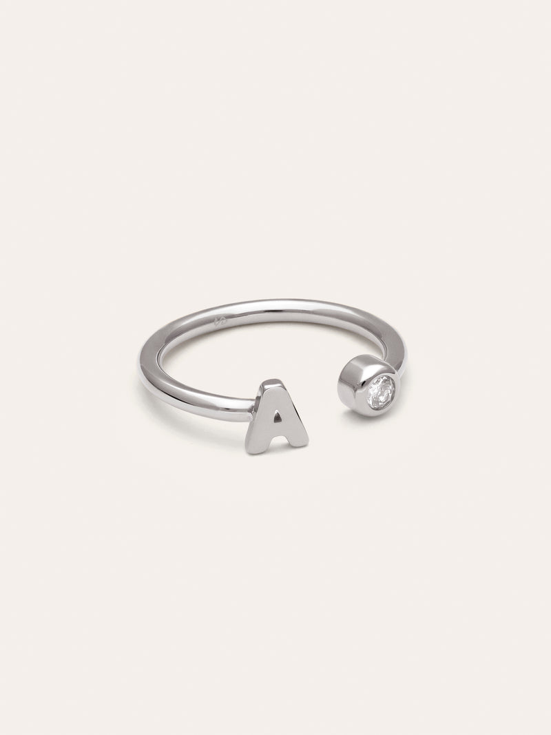 Personalisierter Ring Letter Spark aus Stahl