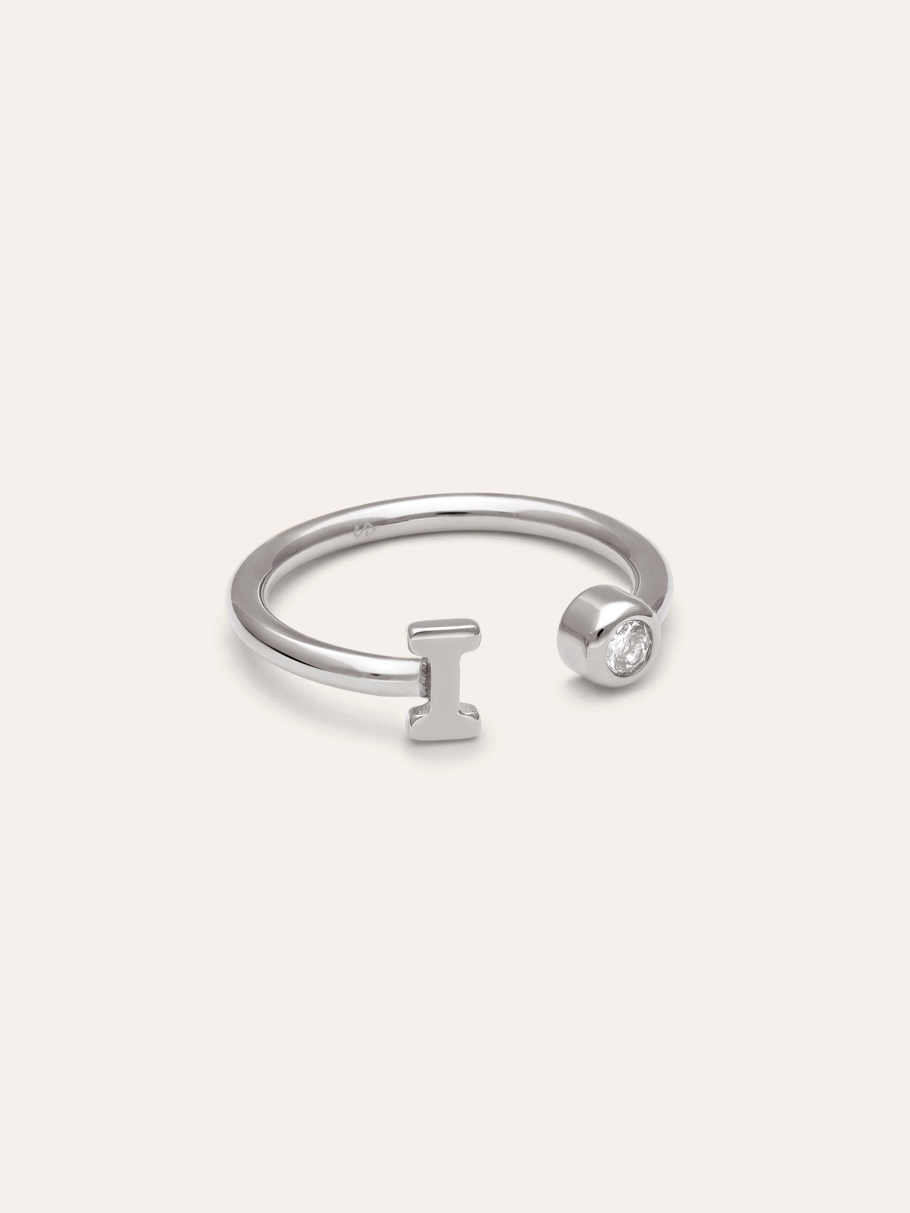 Personalisierter Ring Letter Spark aus Stahl