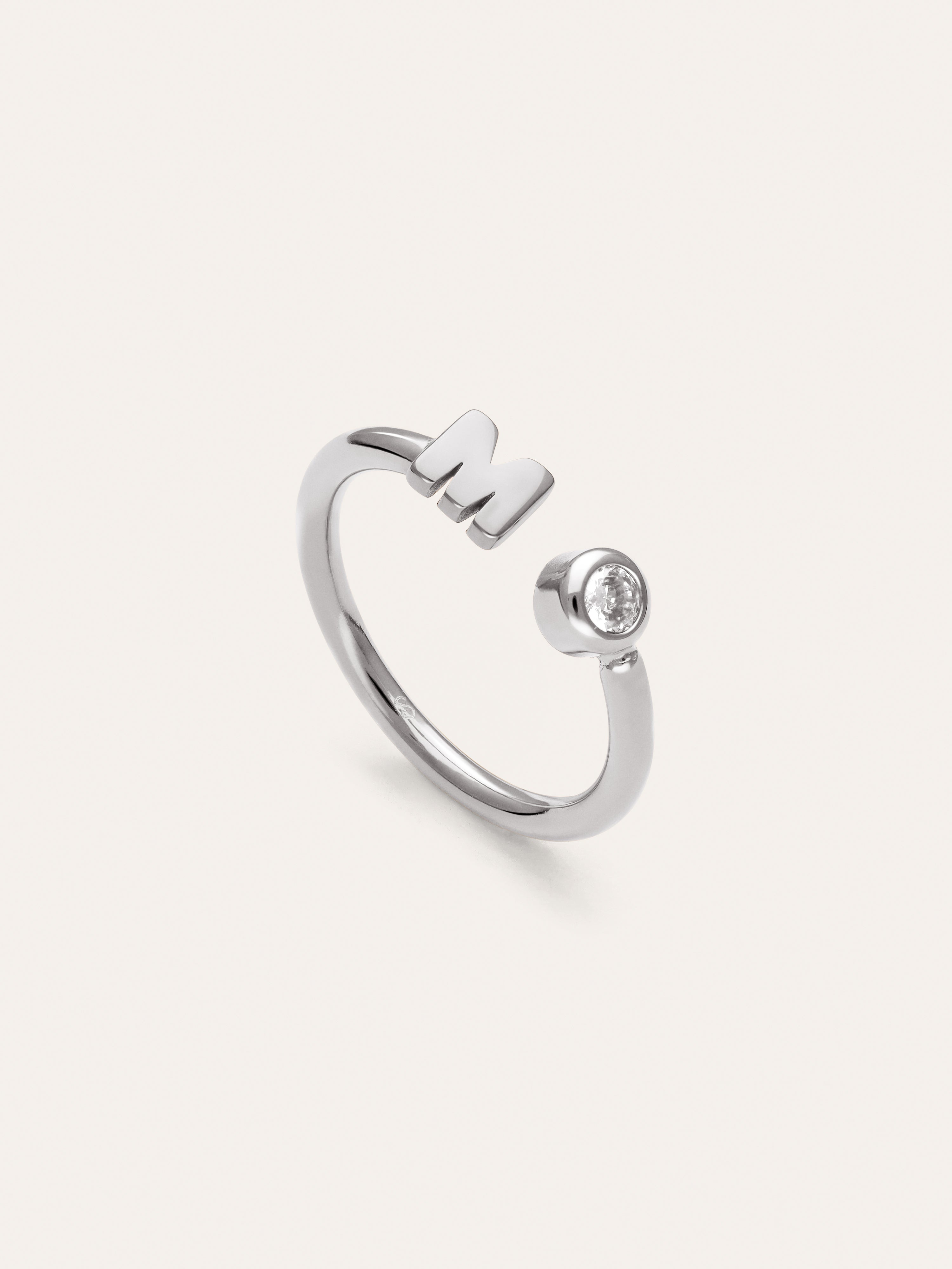 Personalisierter Ring Letter Spark aus Stahl