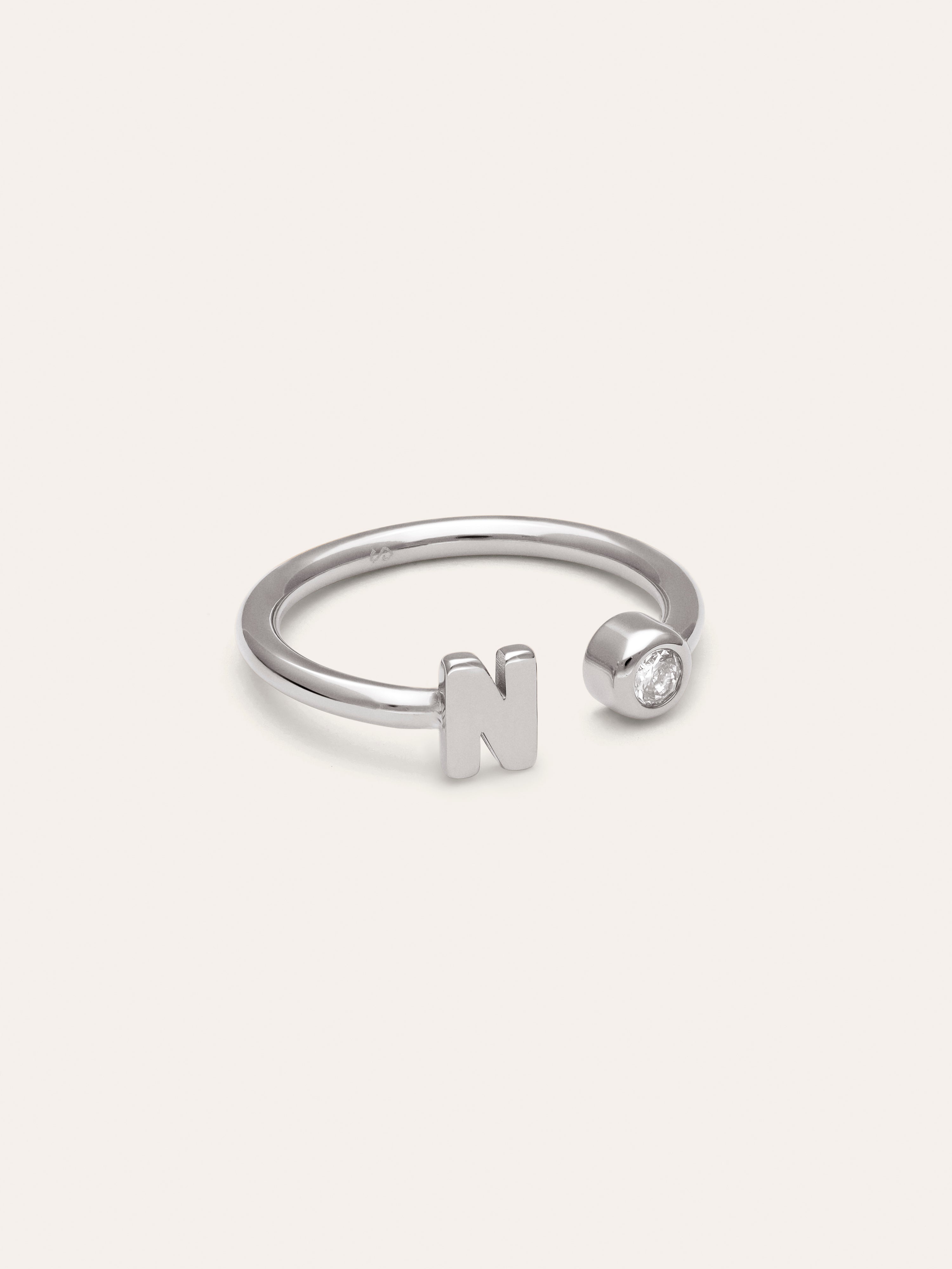 Personalisierter Ring Letter Spark aus Stahl