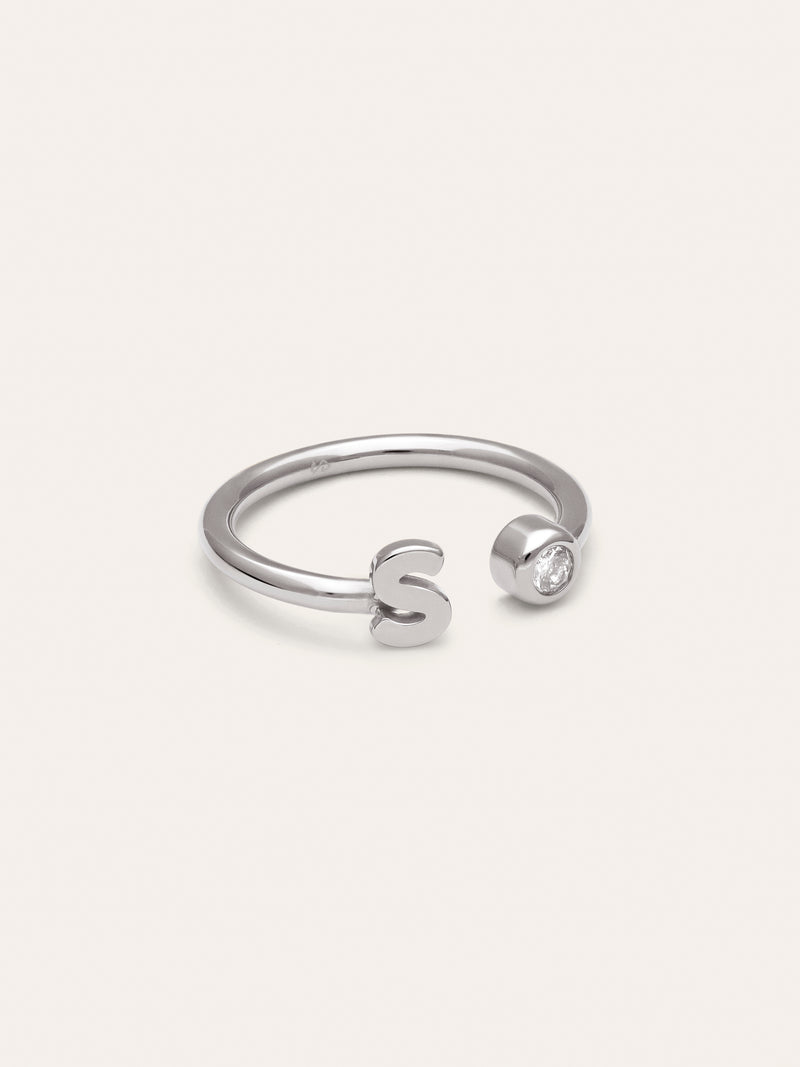 Personalisierter Ring Letter Spark aus Stahl