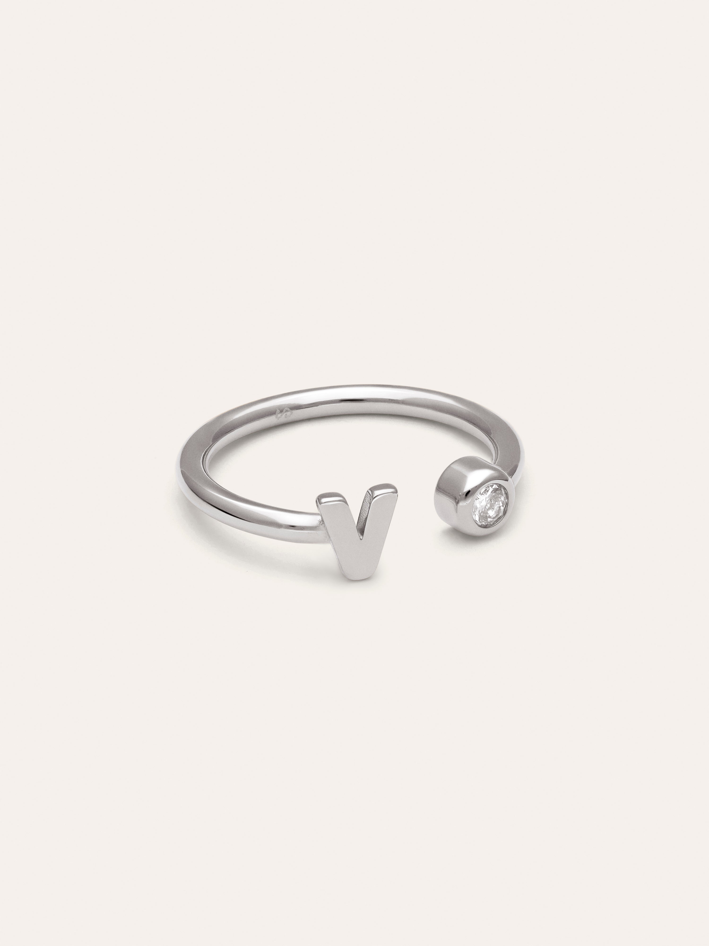 Personalisierter Ring Letter Spark aus Stahl