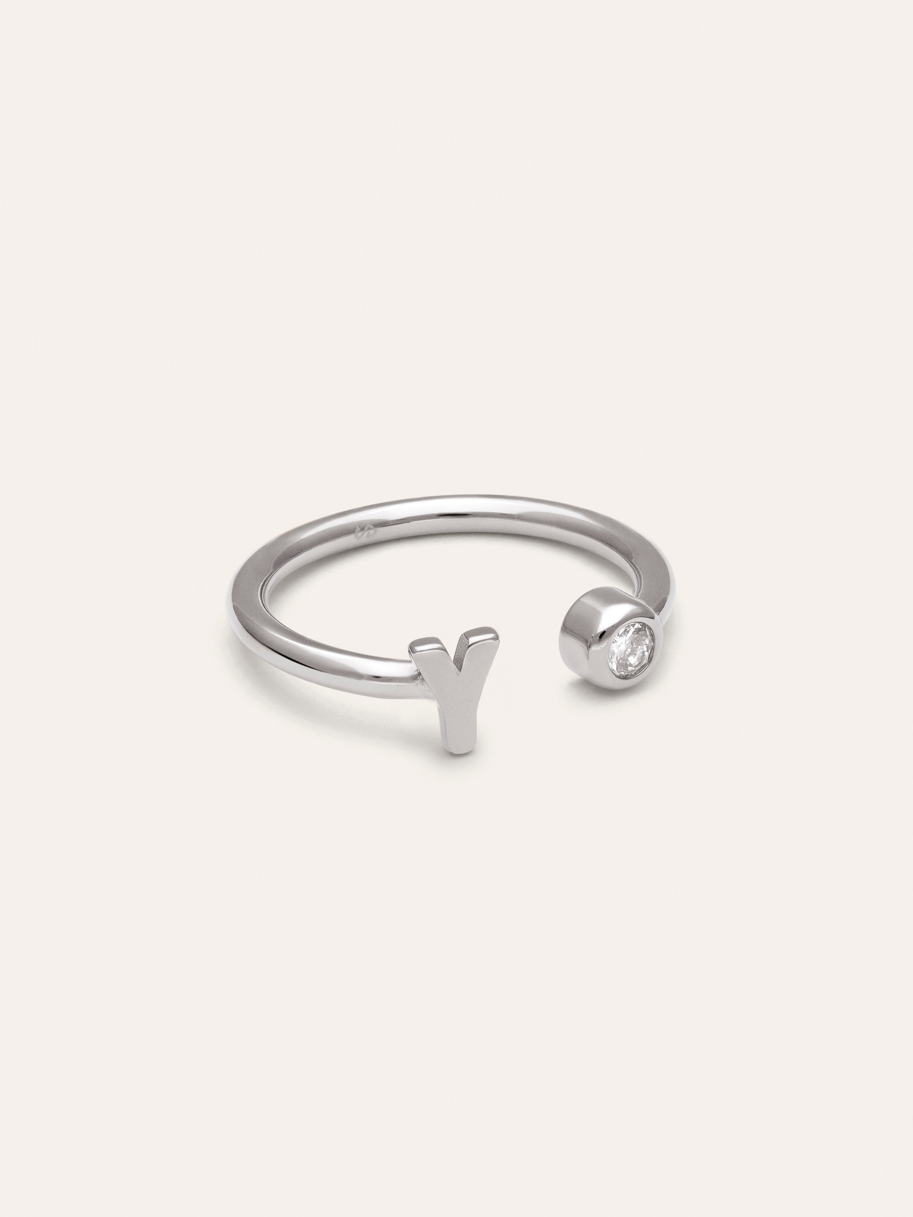 Personalisierter Ring Letter Spark aus Stahl