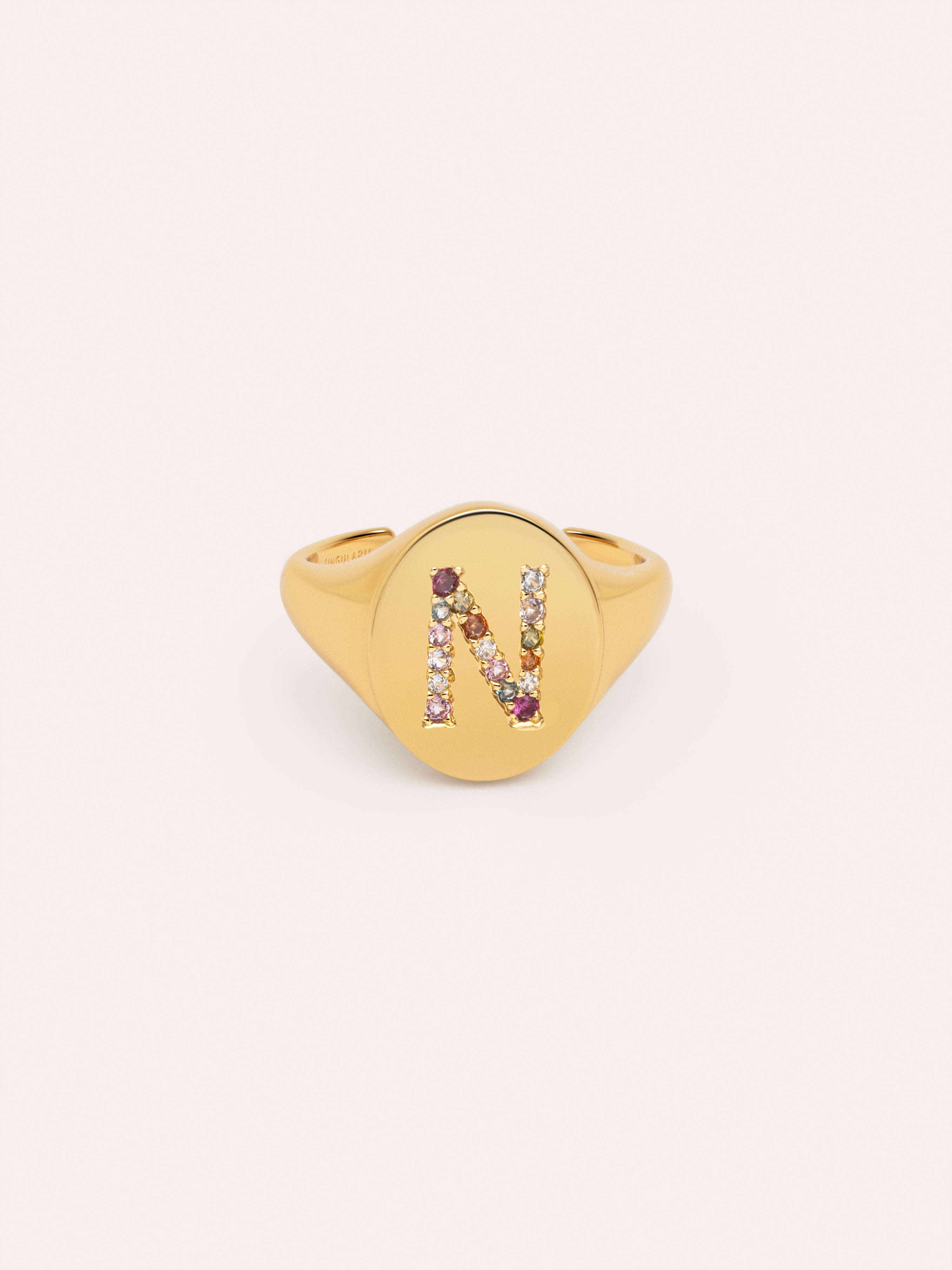 Personalisierter Ring Signet Letter Colors, vergoldet