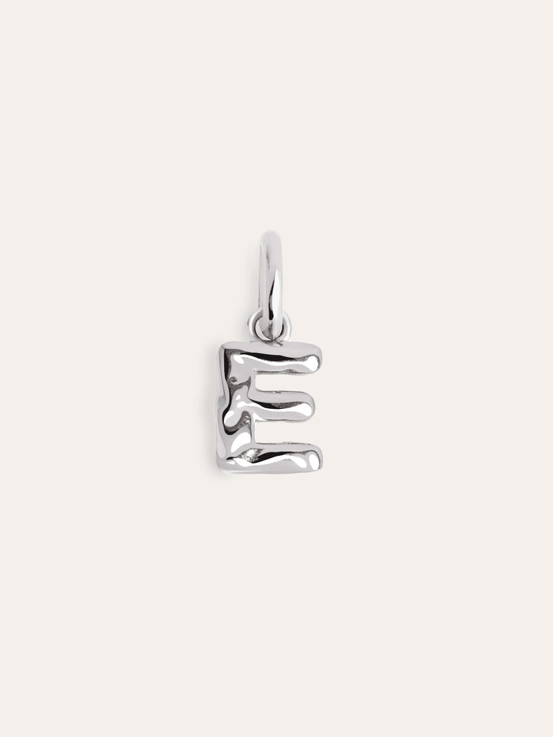 Letter Organic Charm Silber