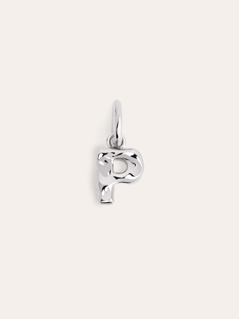 Letter Organic Charm Silber