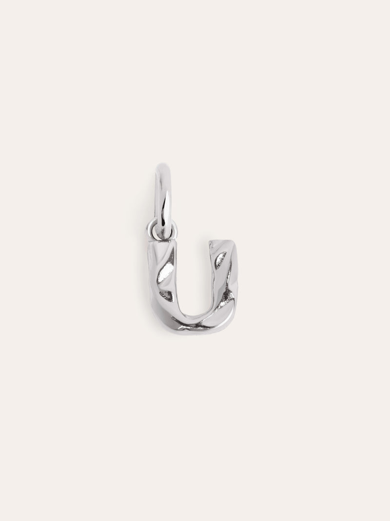 Letter Organic Charm Silber