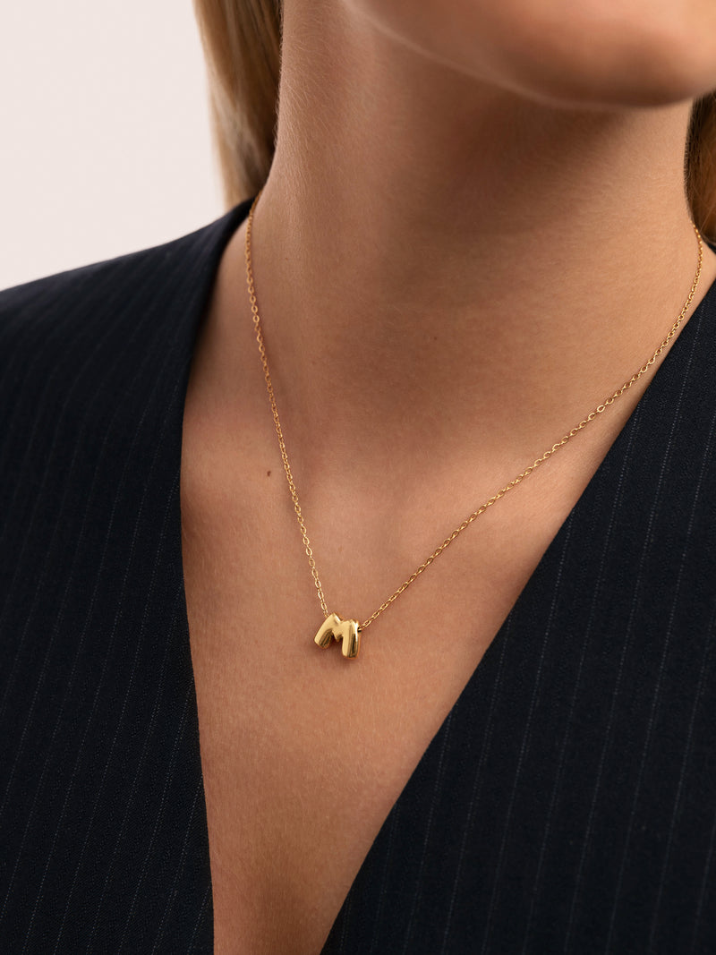 Collar Personalizado Hailey Letter Acero Baño Oro