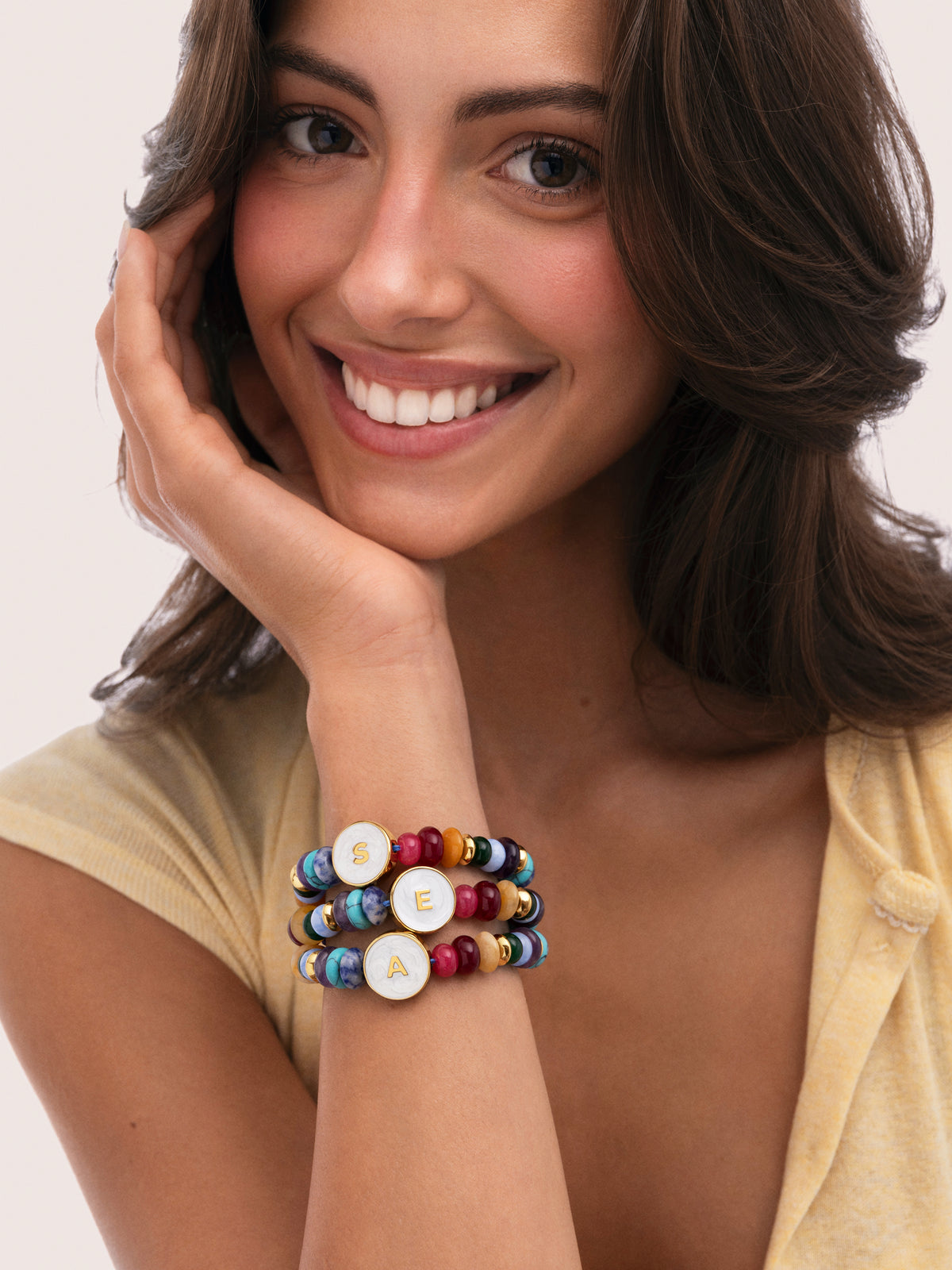 Pulsera Personalizada Letter Nácar Acero Baño Oro - vista 4