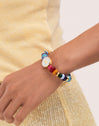 Pulsera Personalizada Letter Nácar Acero Baño Oro - puesto en modelo