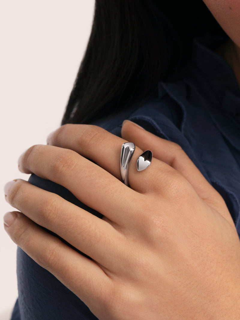 Abbraccio Amour Stainless Steel Ring