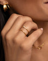Anillo Spiral Spark Baño Oro - puesto en modelo