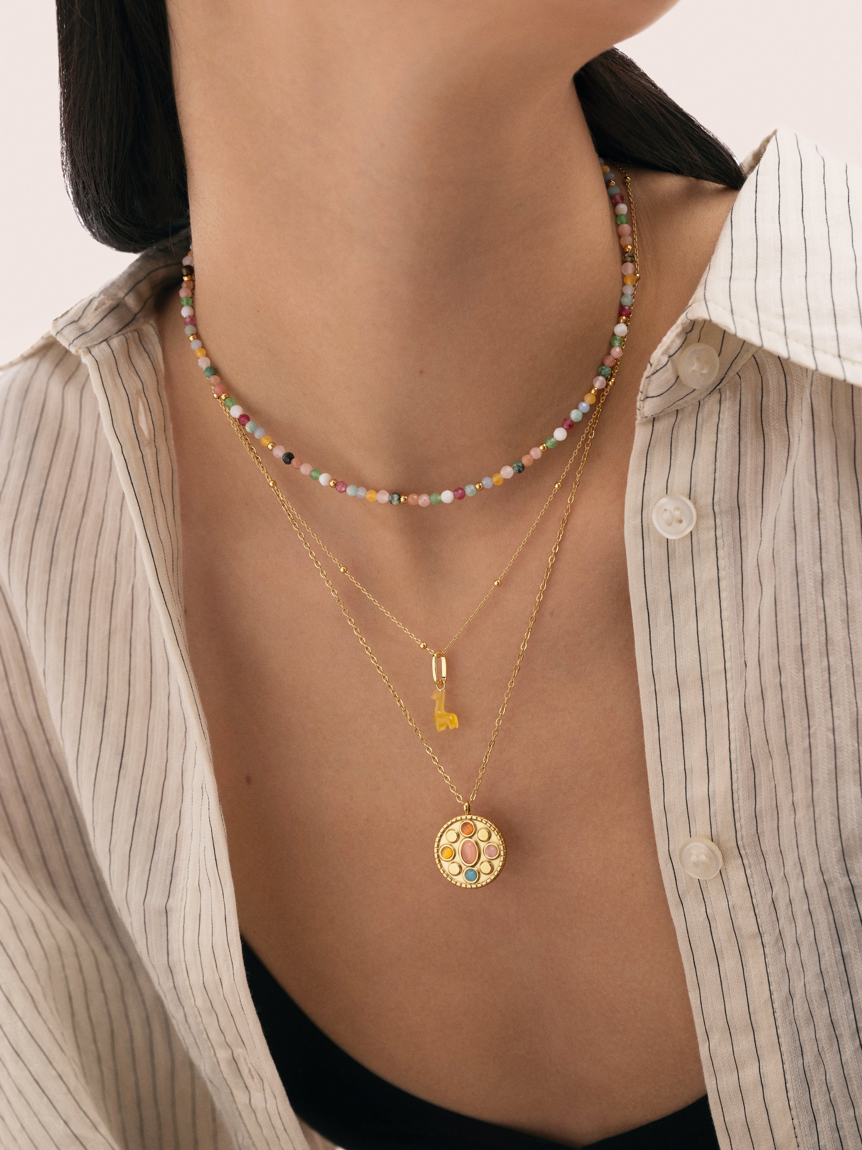 Charm Llama Stone Plata Baño Oro