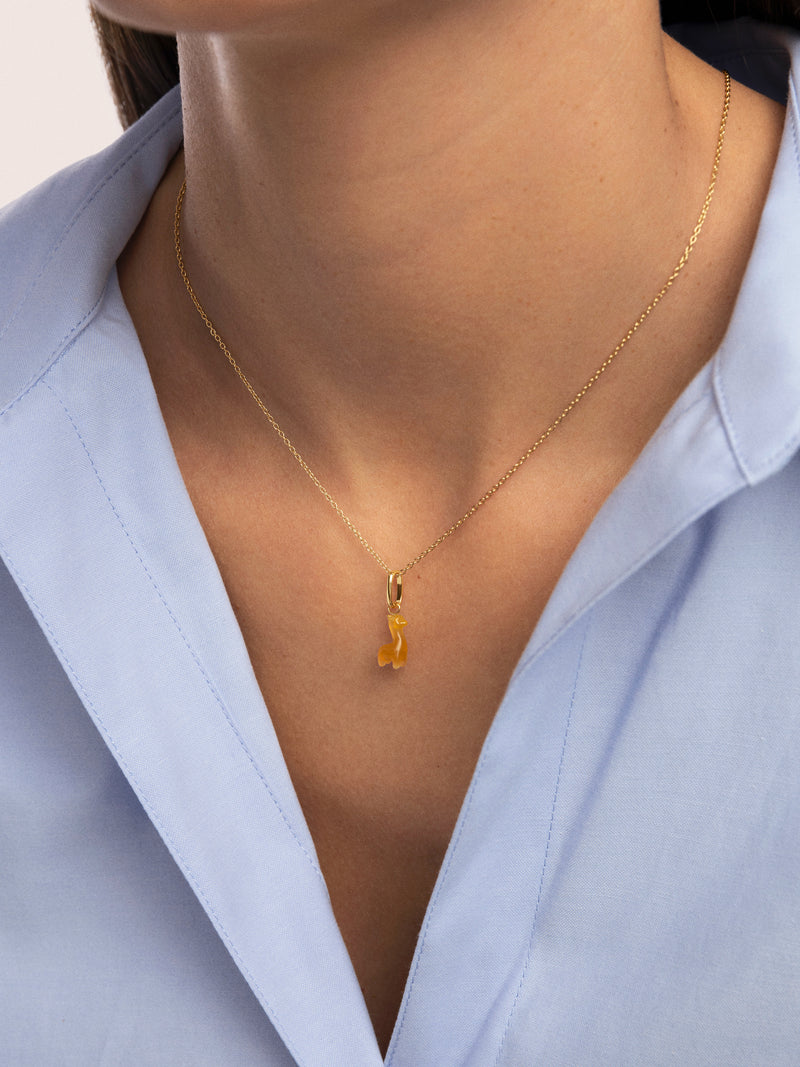 Charm Llama Stone Plata Baño Oro