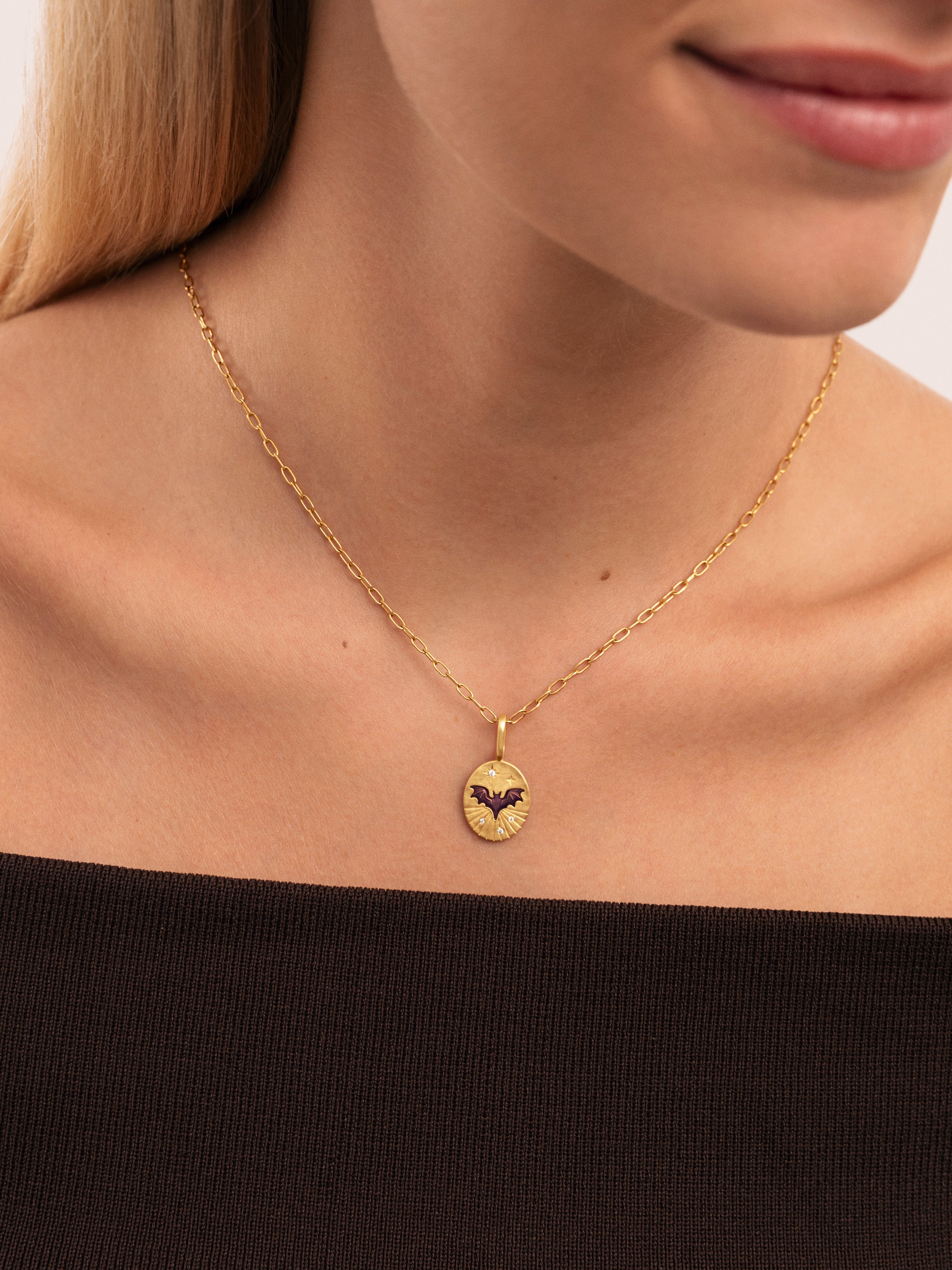 Charm Mystic Murciélago Baño Oro