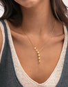 Collar Estela Y Acero Baño Oro - puesto en modelo