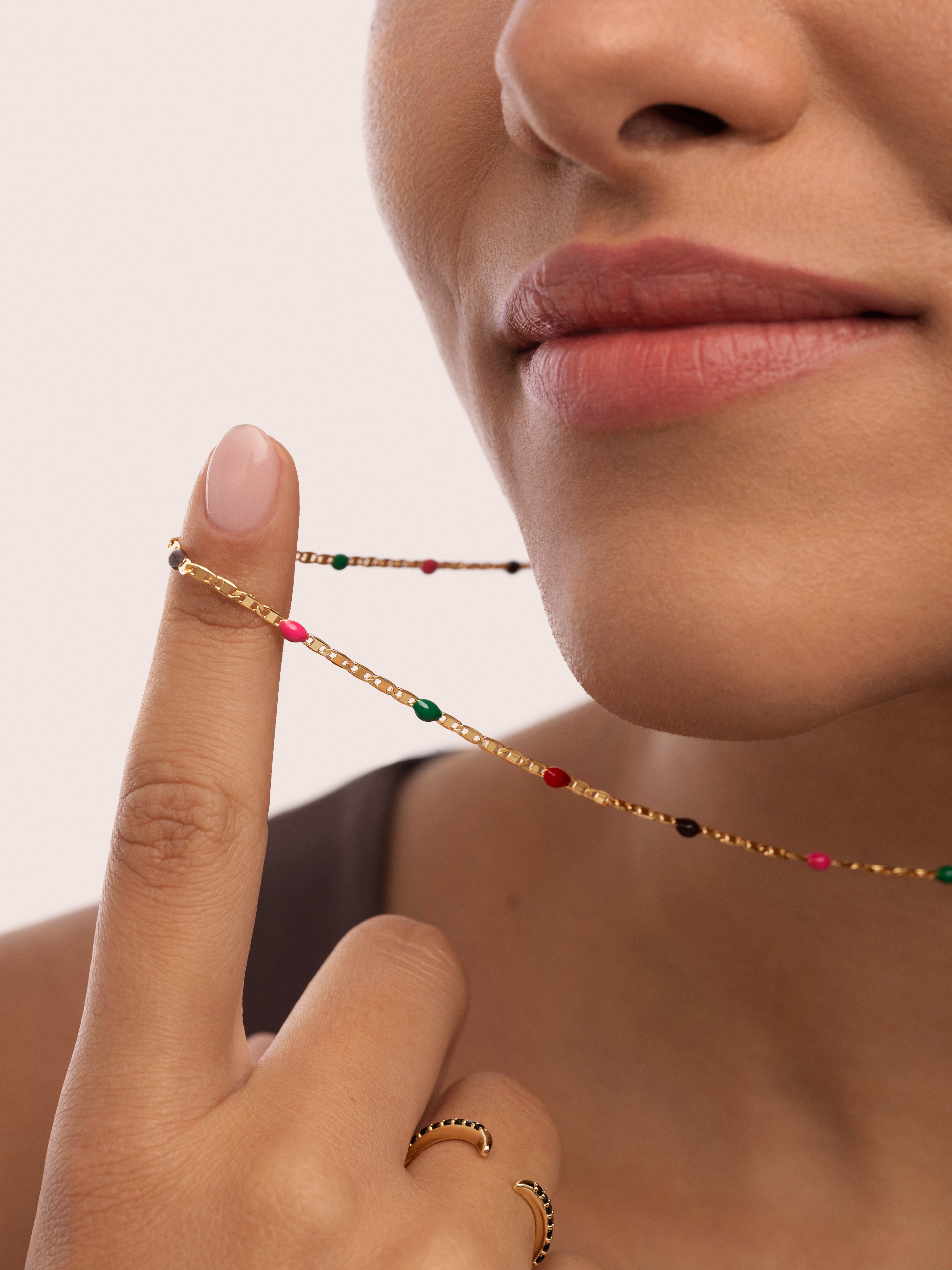 Collar Fine Enamel Miel Baño Oro