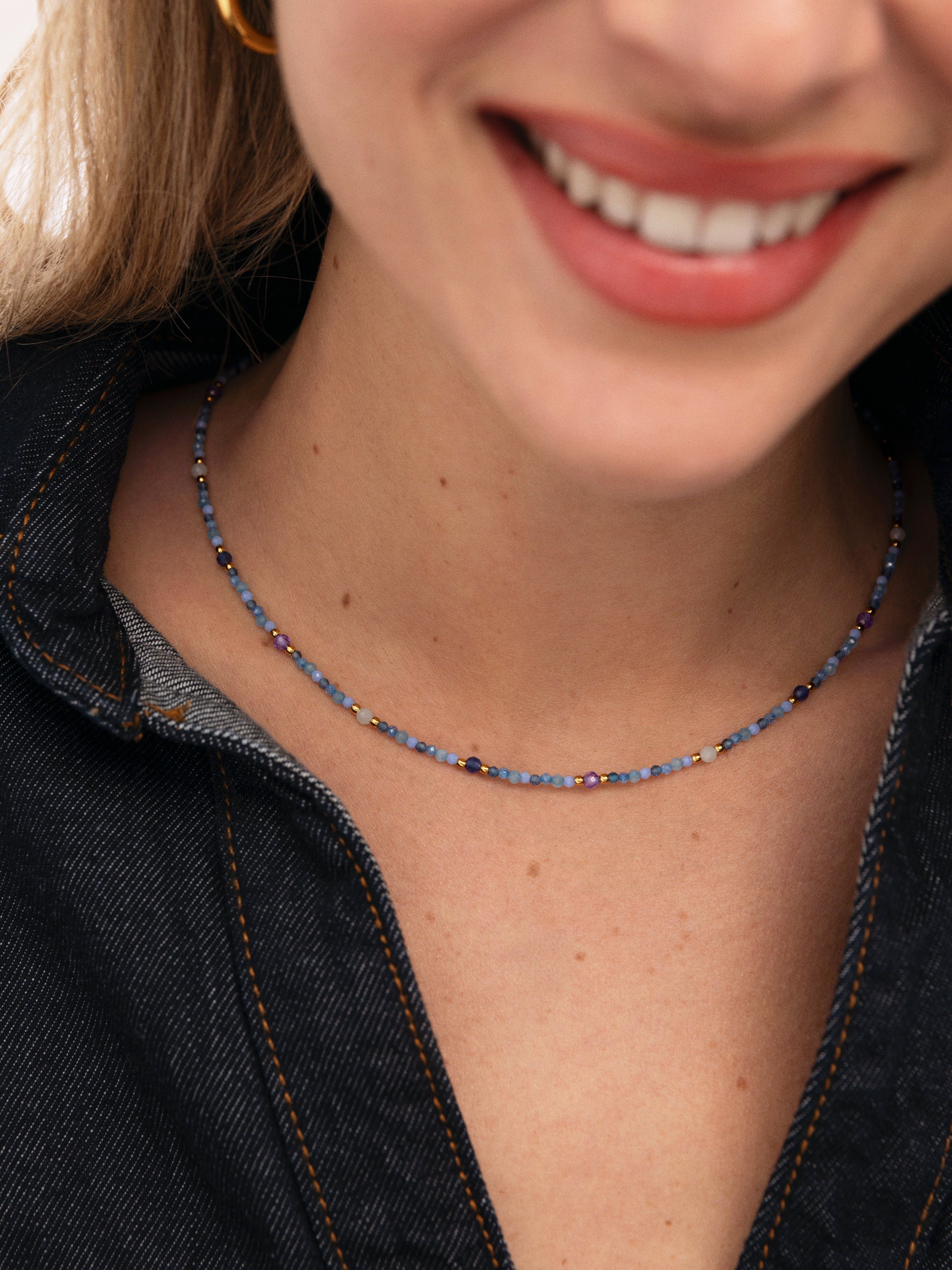 Collar Glam Azul Acero Baño Oro