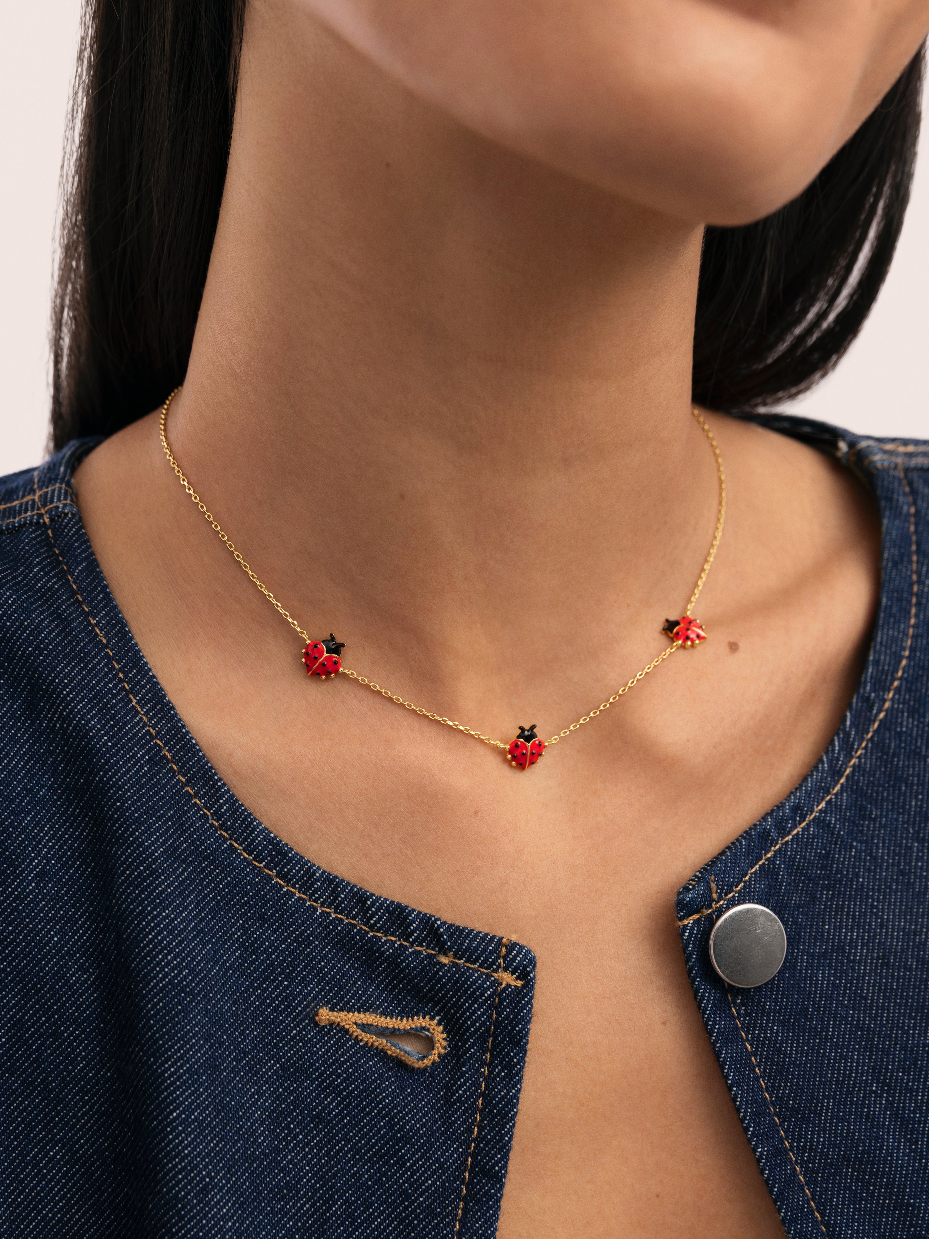 Collar Mariquita Baño Oro