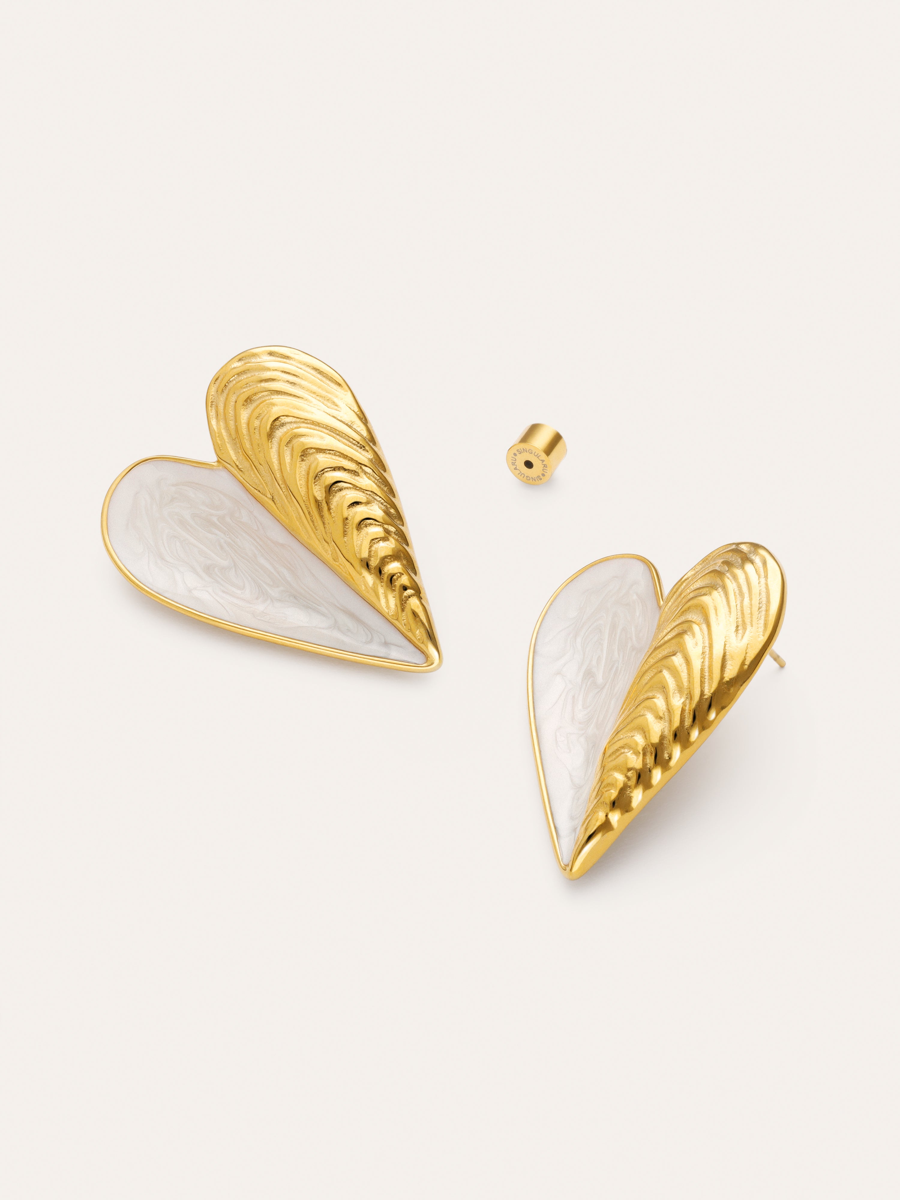 Brincos Mexilhão Esmalte Aço Banho Ouro
