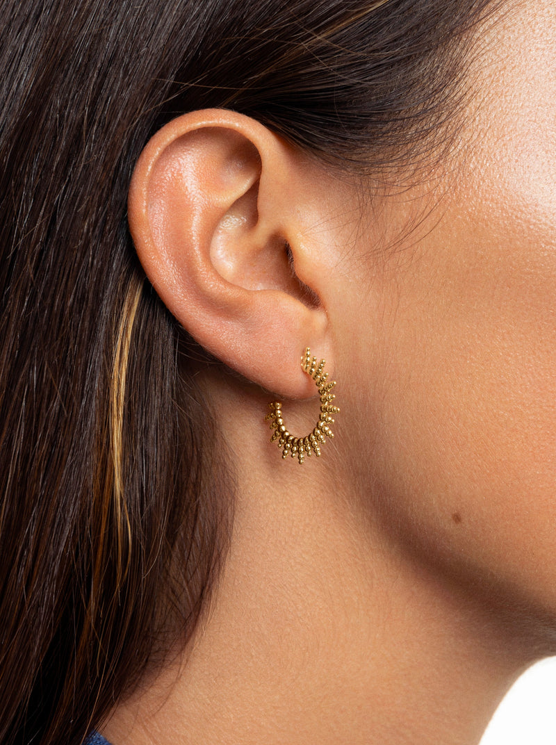 Aretes Pebbles Sun Baño Oro