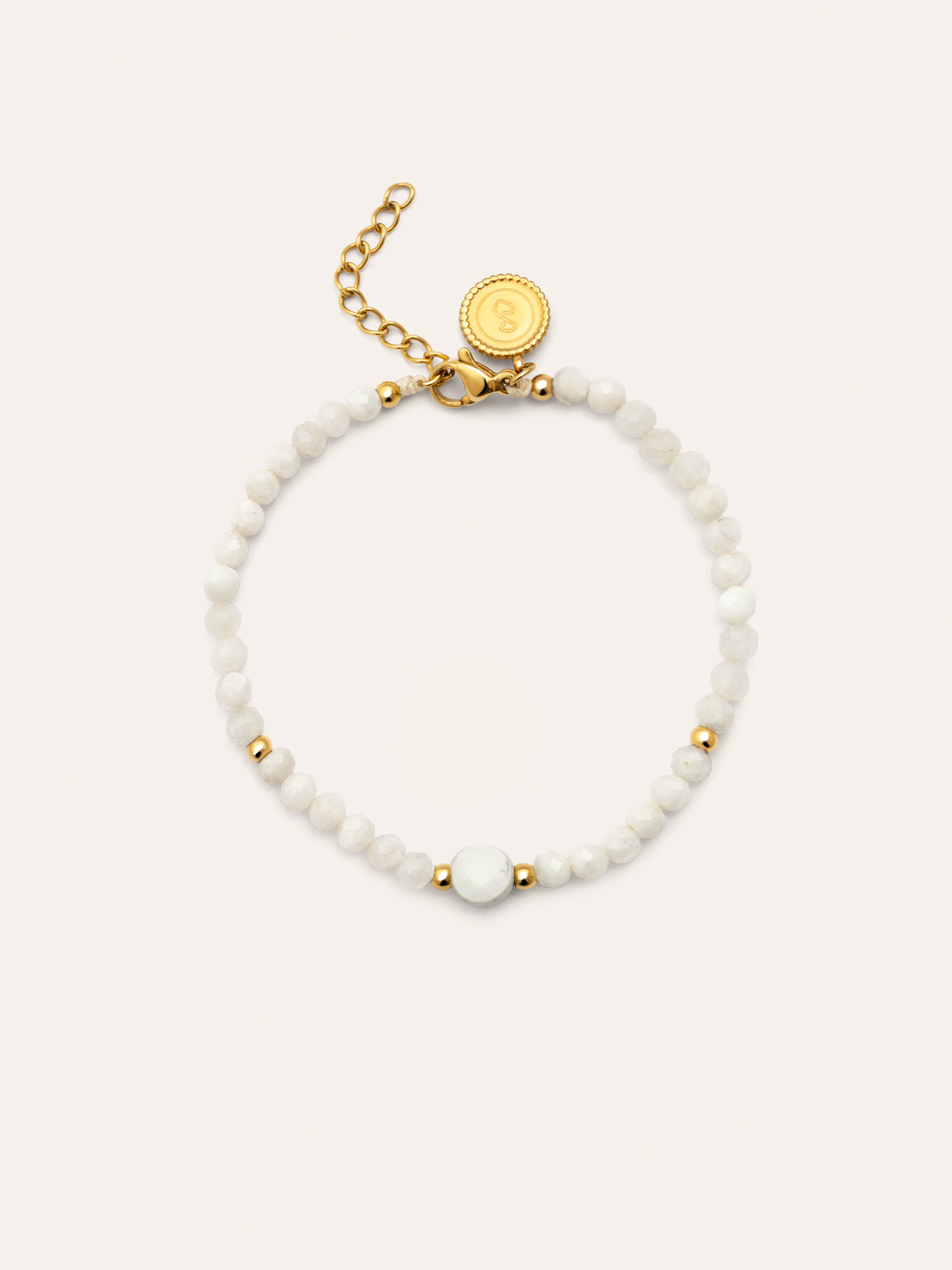 Amulet Howlita White Stainless Steel Gold Bracelet