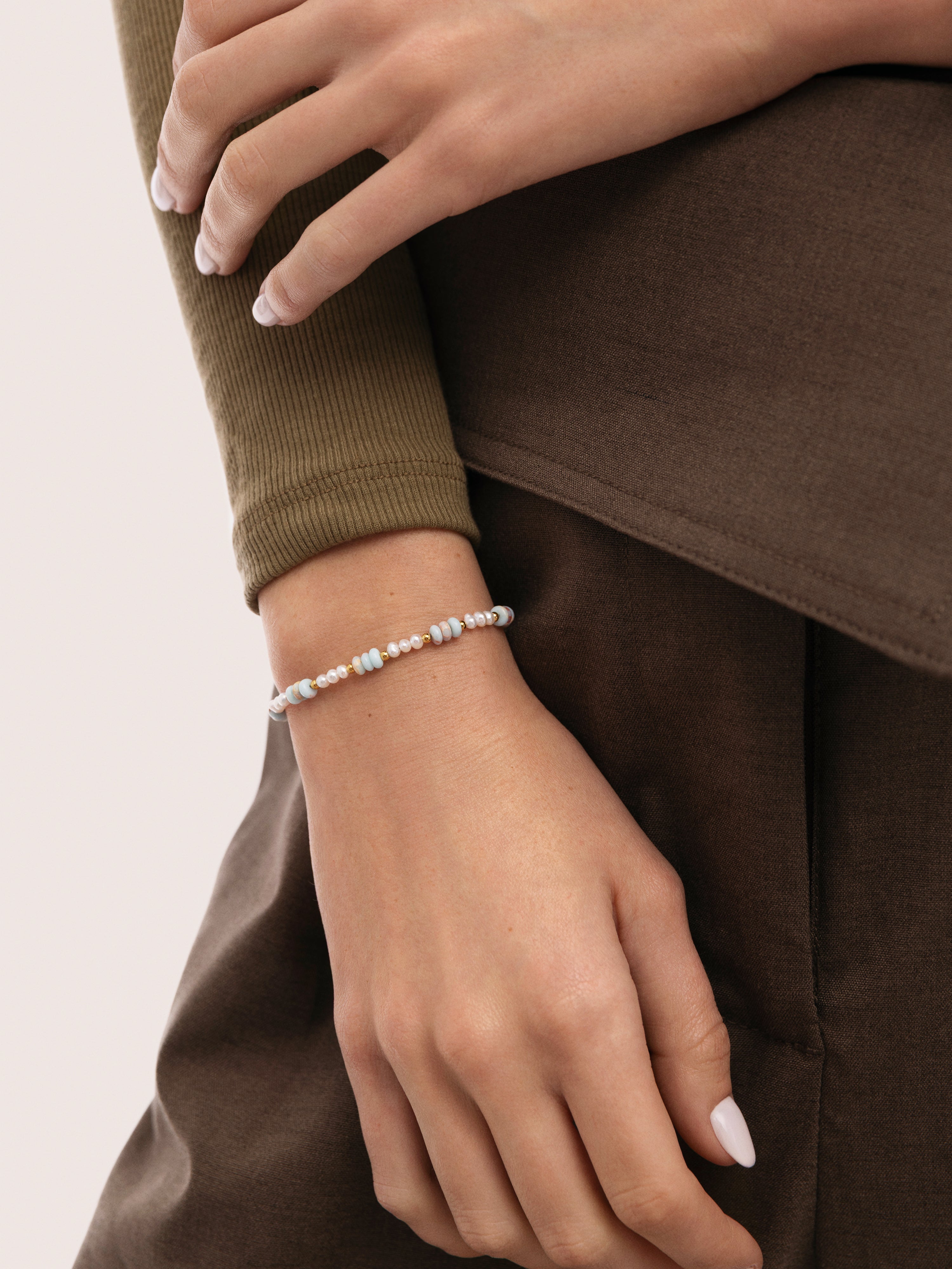 Pulsera Daylight Perlas Acero Baño Oro