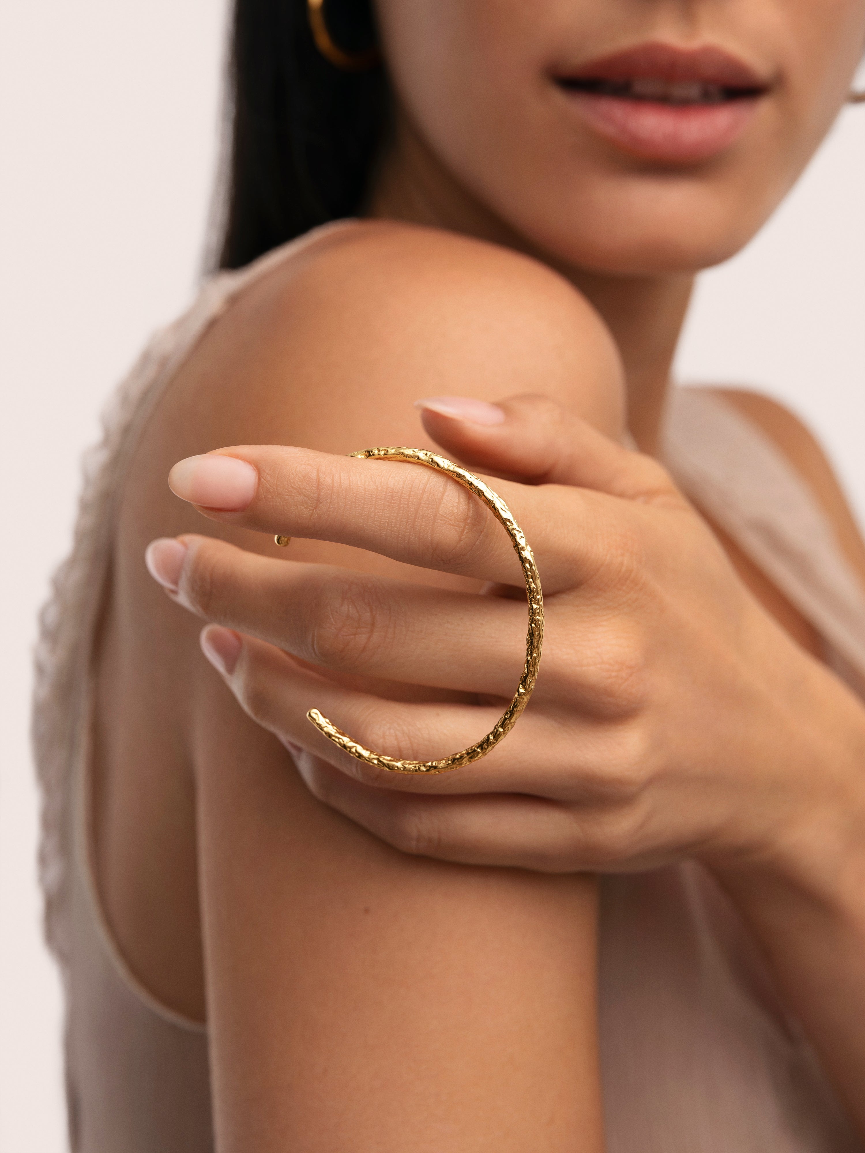 Brazalete Organic River Acero Baño Oro