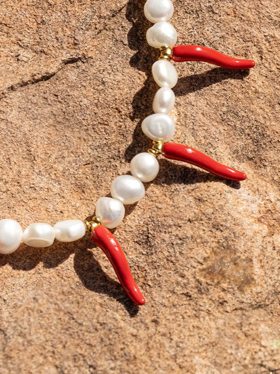Colar Chili Pearl Aço Banho de Ouro
