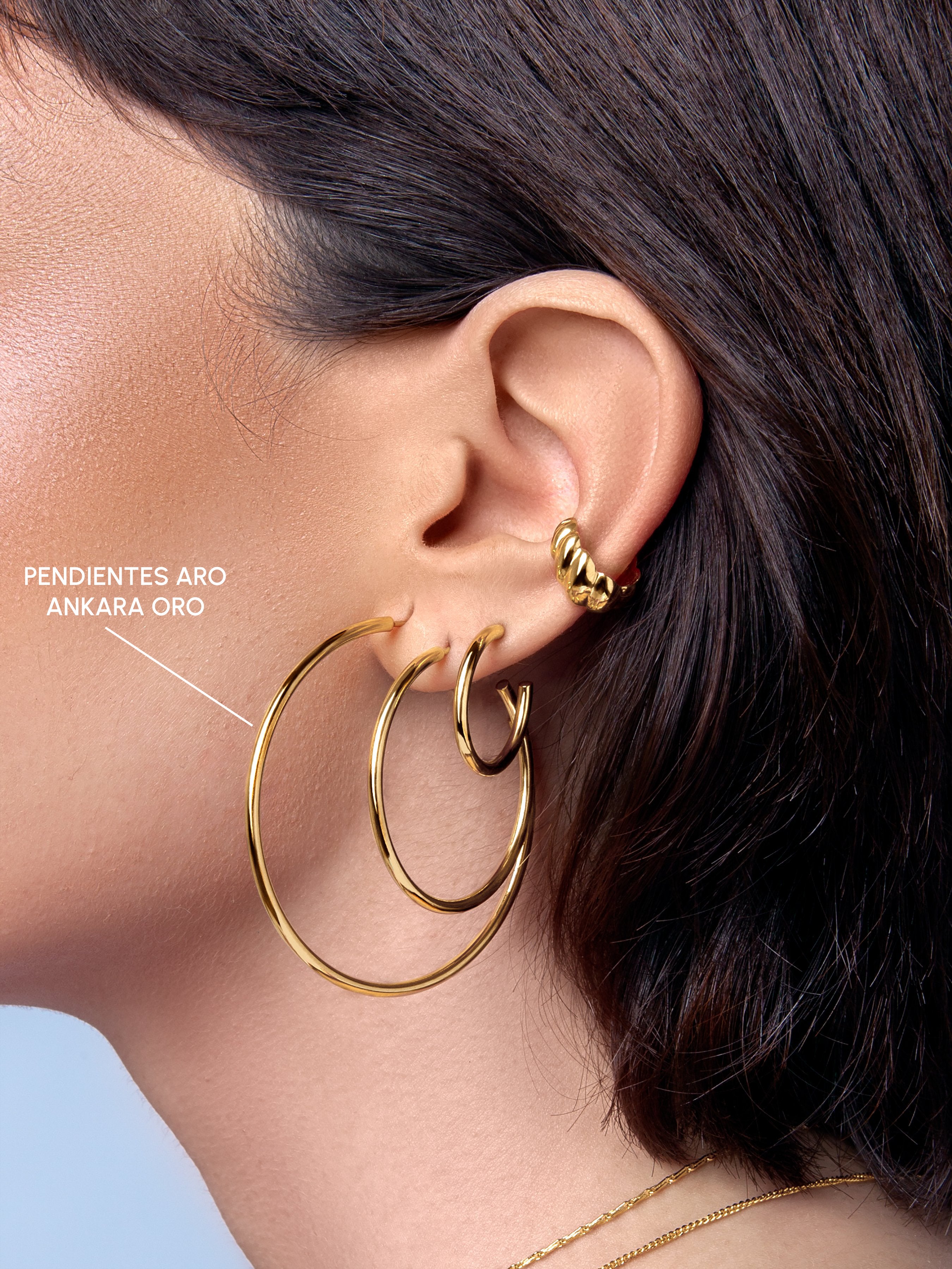 Pendientes de aro pequeño con anilla 19x15 mm - 3 micras chapado en oro x2 - Perles & Co Pendientes de aro pequeño con anilla 19x15 mm - 3 micras chapado en oro x2 - Perles & Co