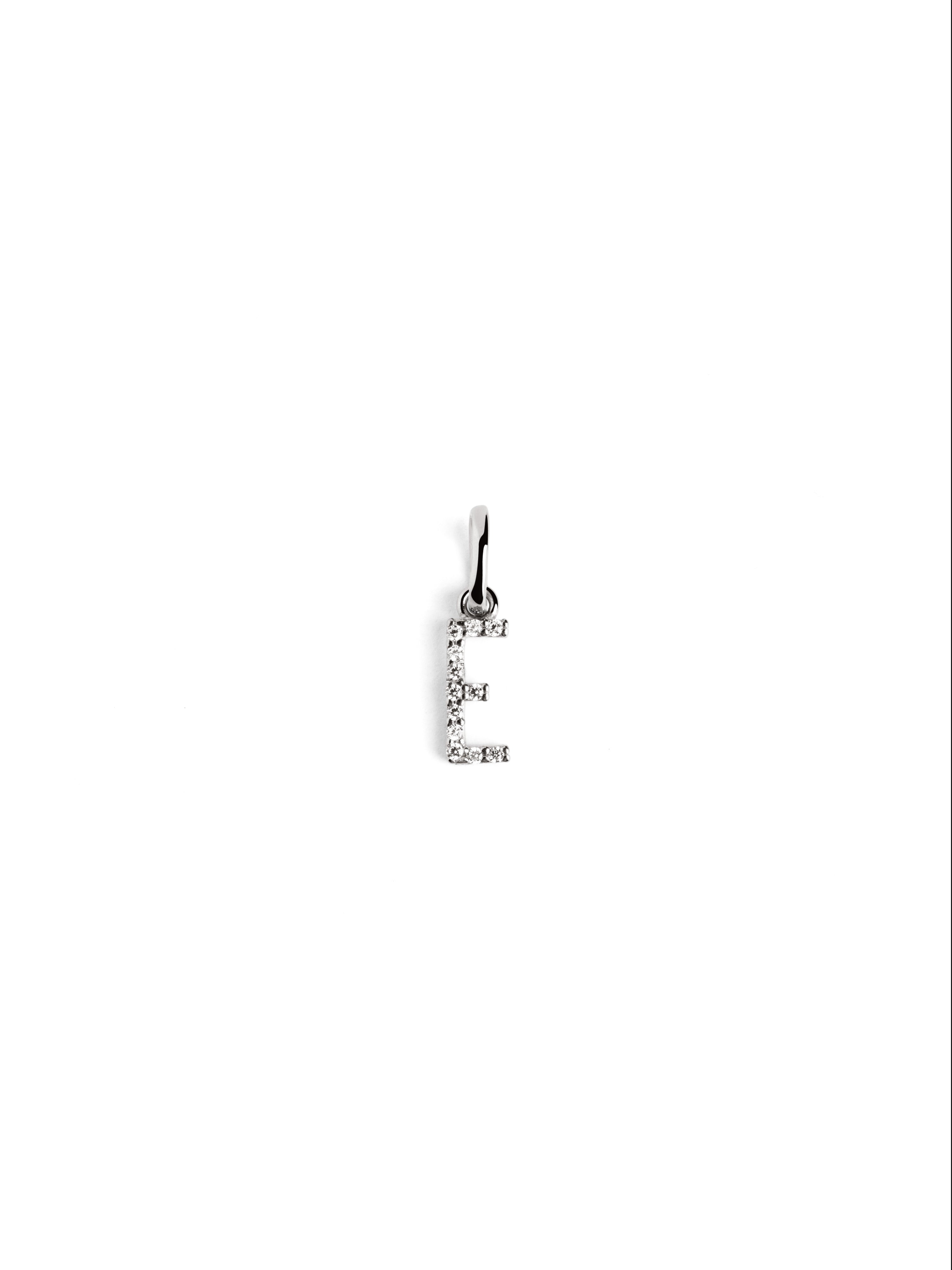 Charm Letter Spark Plata E